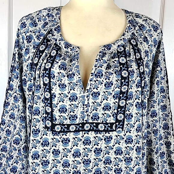 Beachlunchlounge Collection Blouse - Picture 2 of 12